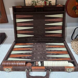 Backgammon Set in Brown and Cream